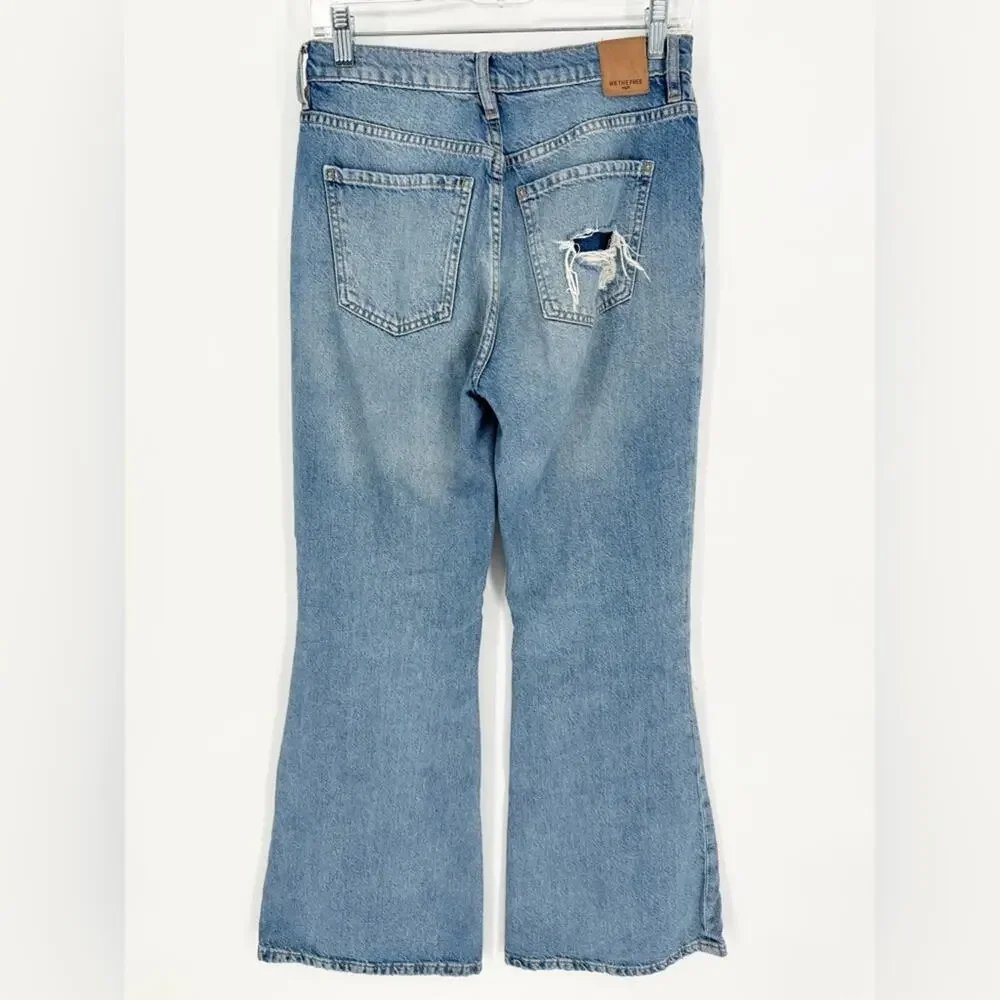 FP We The Free New Dawn Flare Jeans Light Wash‎ Size 26 Boho Distressed Cowgirl